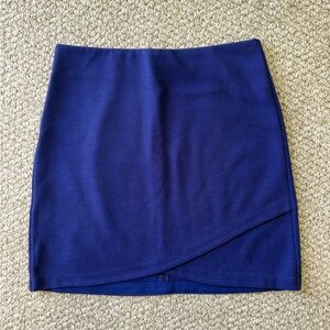 LOFT Mini Skirt size M vibrant purple